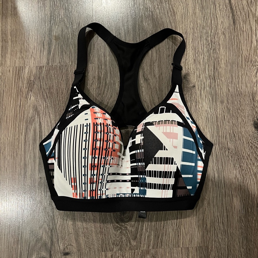 Super cute sport bra from Victoria Secret